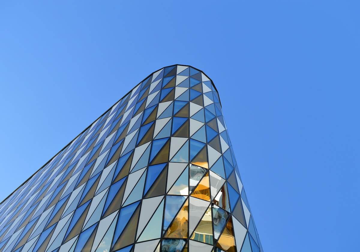 华体会登录：开启体育热潮的安全之门